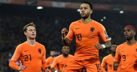 Één van de meest populaire producten van nederland is het nederlands elftal. LIVE: Duitsland scoort in slot en trekt wedstrijd alsnog ...