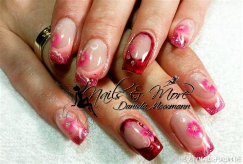 50 rosa nagel bilder mit nageldesign 2020. Gelnägel mit Farbverlauf und Airbrush Sommer