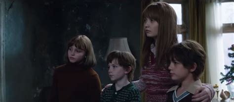 Judy warren frances o'connor : Trailer "The Conjuring 2" (2016): 13 Gruesome Screen Caps - Gruesome Magazine