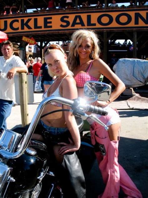 You might not be a huge football fan, but i bet you've heard of the super bowl. Girls of Sturgis Motorcycle Rally (45 pics)