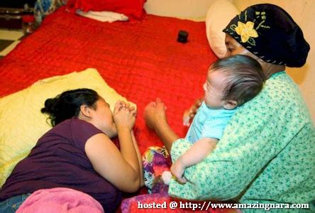 Download mp3 pembunuhan along spoon 1990an dan video mp4 gratis. al-kisah sii gadis penyuk: 5 KES PEMBUNUHAN PALING KEJAM ...
