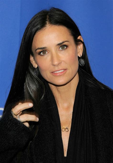 Actor/director/producer seeker of the truth my new memoir, inside out, is out now Demi Moore verlaat afkickkliniek | Foto | AD.nl