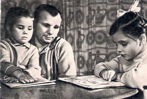 Из википедии — свободной энциклопедии. Семья Юрия Гагарина - Экспресс газета