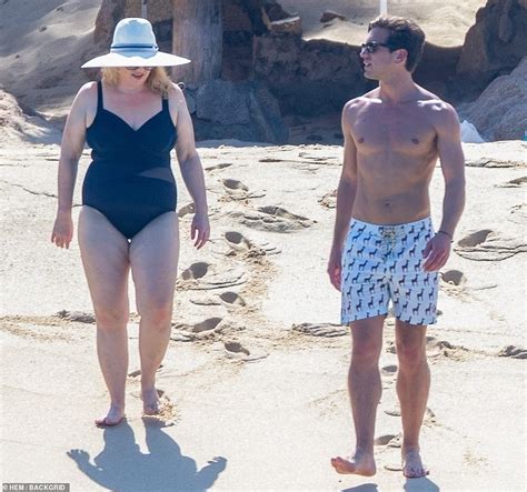 Rebel wilson is enjoying some sister time. Rebel Wilson EXCLUSIVE: Shrinking star, 40, shows off ...