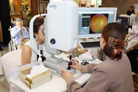 We offer general eye care and more complex procedures, like cataract surgery and ipl for dry eye disease. Bumrungrad upgrades to advanced eye surgery tech