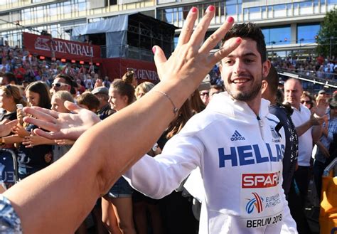 Not only did miltos tentoglou successfully defend his long jump title but the greek athlete defied a knee injury to jump a world lead of 8.35m. Watch Miltos Tentoglou get his gold medal in 2018 European ...