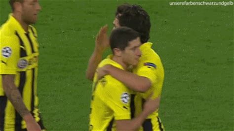 Fans celebrate the victory of their favorite team. robert lewandowski gifs Page 2 | WiffleGif