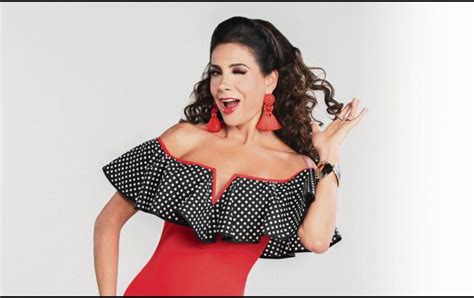 Biography ↓ discography ↓ songs ↓ credits ↓ Paty Manterola, seducción por la "renta" | El Informador