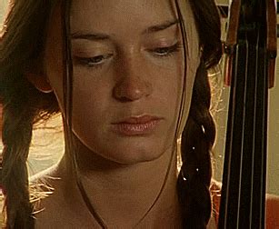 Э́мили оли́вия ли́а блант — британская и американская актриса. I SPEAK MOVIES — PARTIAL LIST of EMILY BLUNT PROFILES