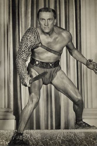 Kirk douglas, the prolific actor and producer whose spartacus is credited with helping to end the hollywood blacklist, patriarch of a successful entertainment dynasty and one of the last surviving stars. Kirk Douglas in Spartacus (1960) | Spanish postcard by ...