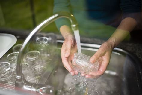 Uses fast agitation in the wash cycle, and a slow spin cycle. Proper Water Temperature For Handwashing Dishes