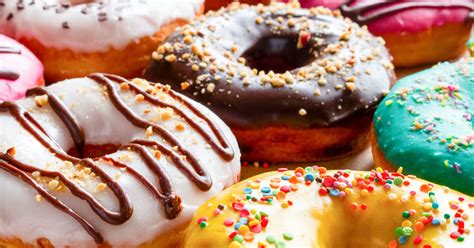 Makanan ini cocok menemani anda di akhir pekan atau memuaskan hati saat ingin merasakan petualangan memasak. Cara Membuat Donat Empuk dan Mengembang Sederhana dan Anti ...