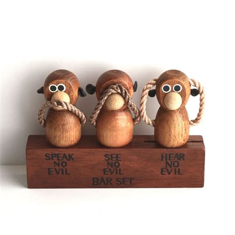 Последние твиты от the three monkeys (@3monkeysbar54th). Wooden 'Three Wise Monkeys' bar set, Japan. Vintage monkey ...