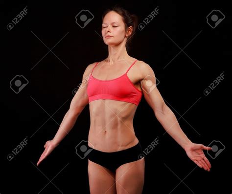 • the sciatic nerve passes just inferior to the piriformis therefore a tight piriformis muscle my contribute to compression on the sciatic nerve. Abdominal Muscle Anatomy Female Abdominal Muscle Anatomy ...