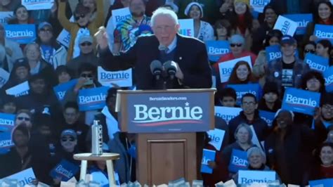How many houses does bernie sanders own. Bernie Sanders - Speaks To The Largest Crowd Of Losers In ...