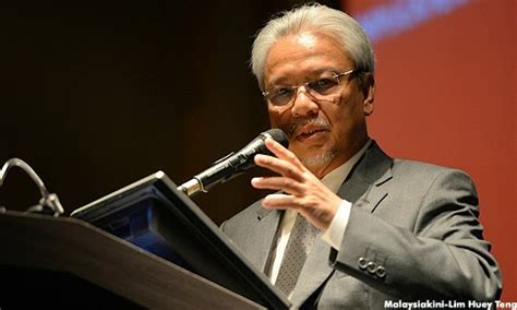 Born 21 july 1952) is the former second minister of finance of malaysia. MOUNTDWELLER: 1MDB: Husni kelirukan Parlimen?