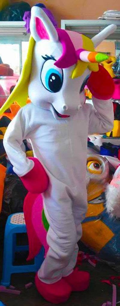 You can rent these awesome 'unicorn' ponies for your next party. Unicorn Party near me