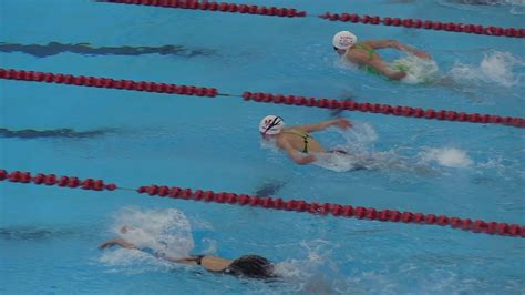 Summer mcintosh revient sur sa performance lors des essais olympiques de natation canada. Summer McIntosh ESWIM 100 Fly 2018 LC AGI - YouTube