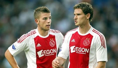 Een jaar later ging alderweireld voor tottenham spelen, terwijl tadic sinds 2018 voor ajax speelt. Jan Vertonghen and Toby Alderweireld on AJAX AFC