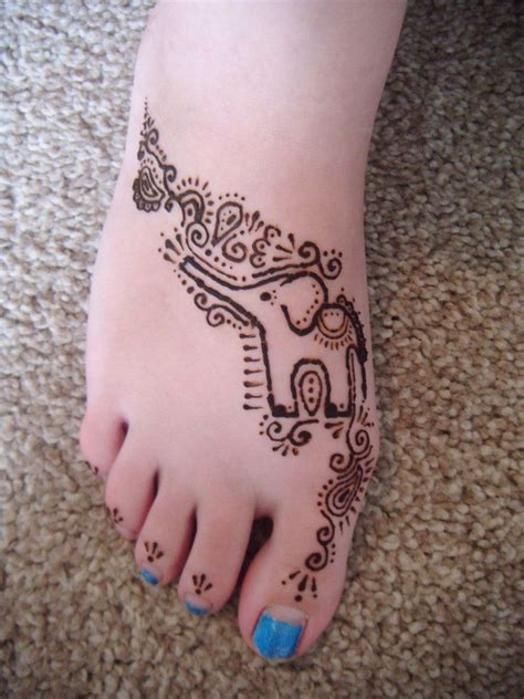 For example, you can have a simple silhouette of the elephant or have a more detailed tattoo. Elephant Henna Tattoo Design - http://tattooideastrend.com ...