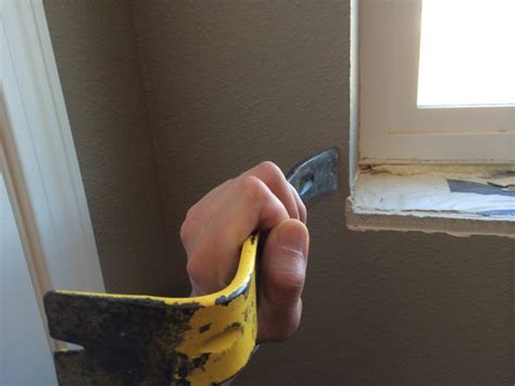 Scrape off the excess mud with the edge of the blade and return it to the mudding trough. How to Replace Sheetrock Window Returns with Traditional ...