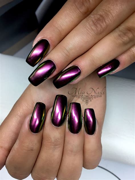 Spoustu inspirace pro vaše gelové nechty. Pin by Miriam Bielikova on nails | Nechty, Chameleón, Nechtové umenie