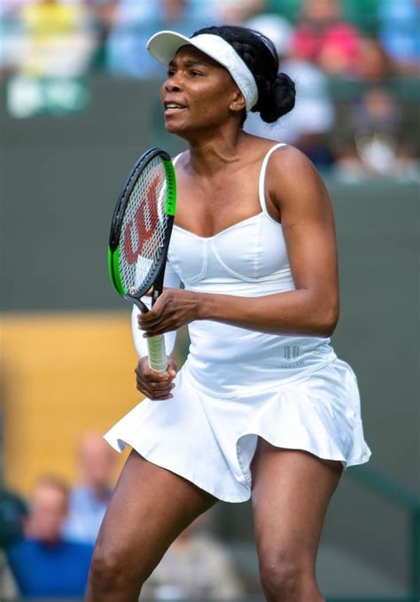 Venus ebony starr williams is an american professional tennis player. Venus Williams Style, Clothes, Outfits and Fashion ...