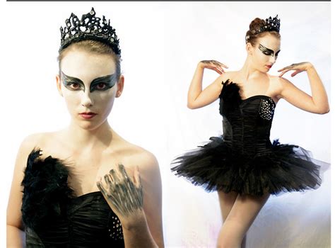 Black swan (darren aronofsky, 2010) is a psychological thriller directed by darren aronofsky and released in 2010, starring natalie portman, mila kunis and as the scene opens, nina is dressed in the ballerina costume of odile, or the black swan, flaunting a black attire and dark makeup. DIY Black Swan Costume! So pretty, brb channeling my inner ...