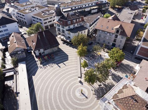 Die porzellanfabrik langenthal ag ist die bekannteste porzellanmarke in der schweiz mit einer langen tradition von 115 jahren. Langenthal (BE) reçoit le prix Wakker pour la gestion de ...