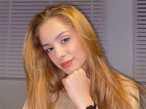 Aktorka wiktoria gąsiewska od jakiegoś czasu bardzo aktywnie udziela się na swoim profilu na instagramie. Wiktoria Gąsiewska pokazała się bez makijażu i zdradziła ...