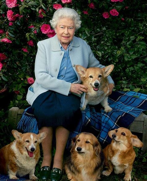 Prinz philip, der ehemann der britischen königin elizabeth ii., ist im alter von 99 jahren gestorben. Miss Marples Cottage | Königin von england, Elizabeth ii