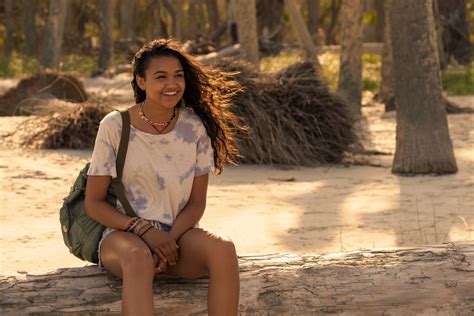 But there's more to it than just that. 'Outer Banks' Review: This Netflix Series Is Like 'Gossip ...
