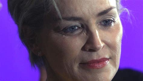 Sharon stone frisur sharon stone kinder sharon stone lost childcostedy sharon stone geburtstag sharon stone aneurysma sharon stone syndrom sharon weitere ideen zu frisuren sharon stone sharon stone haarschnitt. Sharon Stone su Instagram: "Mia sorella ha il Coronavirus ...