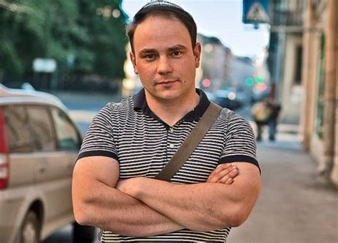 Пивоваров был задержан по подозрению в осуществлении им деятельности пивоваров был задержан 31 мая перед вылетом в польшу в самолете в петербурге, пишет нсн. Пивоваров Андрей Фото