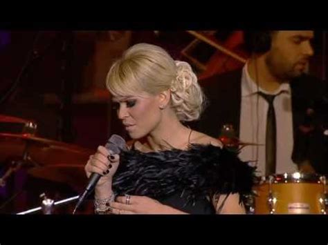 Her main influences are aretha. AUREA Live @ Lisbon Coliseum: "THE WITCH SONG" - YouTube