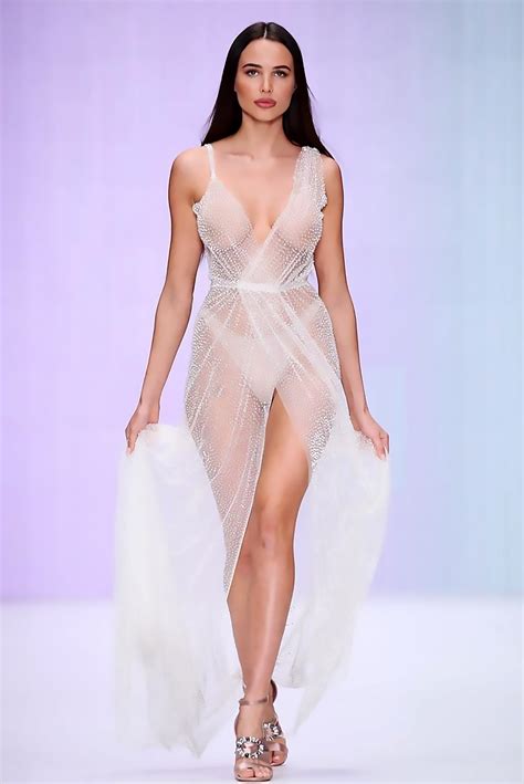 8 best see through clothes app for android iphone from www.wikiwax.com use free photo editing apps! Kardashian vs Reshetova In Same See-Through Dress - ViralTab