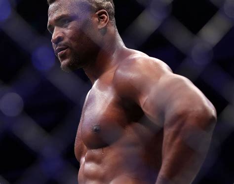 Francis ngannou, with official sherdog mixed martial arts stats, photos, videos, and more for the heavyweight fighter from france. Алексей Олейник назвал бойца, которого испугался Франсис ...