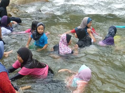 Ustadz alhamdulillah selama ini saya rutin menjalankan sholat dhuha sebelum berangkat kerja. Mutiara Kasih: Tahsin Solat Di Kem ABC, Janda Baik