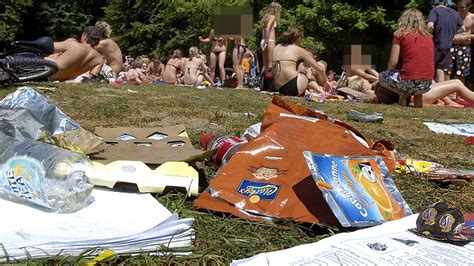 Hier hilft nur gegenseitiges verständnis. Englischer Garten voller Müll: Das sagt die Stadt ...