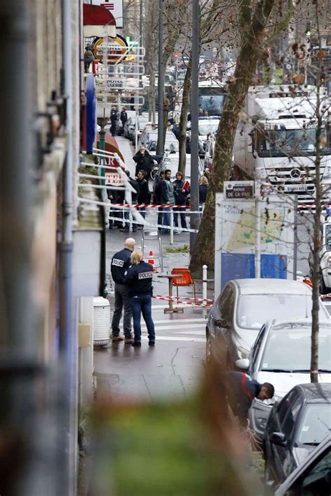 Jun 03, 2021 · de weduwe van de buschauffeur die in 2012 bij de busramp in sierre samen met 27 anderen verongelukte, biecht op dat ze zonder vergunning als onthaalmoeder werkte. Teruglezen - Klopjacht op hoofdverdachten aanslag Charlie ...