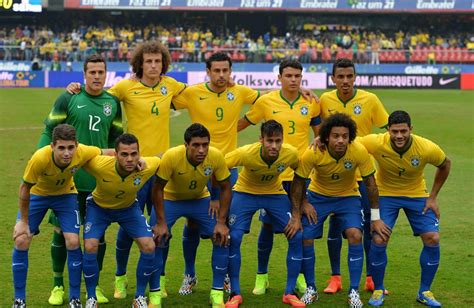 Maybe you would like to learn more about one of these? Na marca do pênalti: o 2014 da Seleção Brasileira - Surto ...