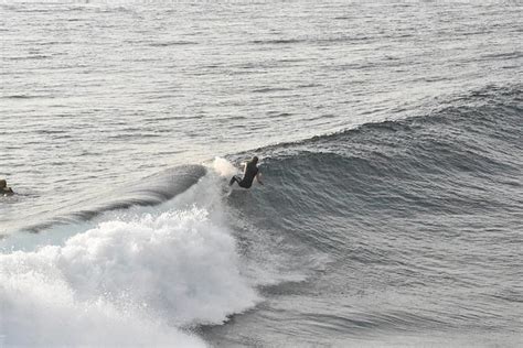 His shooting spree lasted six minutes before he turned the gun on himself and took his own life. Photo de Surf de Ceningan Point par Jake Davison | 9:55 am ...