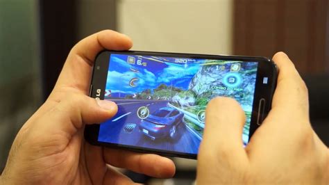 LG Optimus G Pro E985 / E988 Gaming Video - iGyaan - YouTube