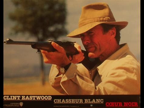 Chasseur blanc, cœur noir ( white hunter, black heart) est un film américain réalisé par clint eastwood et sorti en 1990. Photo du film CHASSEUR BLANC COEUR NOIR - WHITE HUNTER BLACK HEART - PHOTOS DE CINEMA