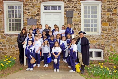 Our talented team are passionate about creating beautiful floral arrangements for customers across sydney. Staten Island students from St. Dorothy Academy planted ...