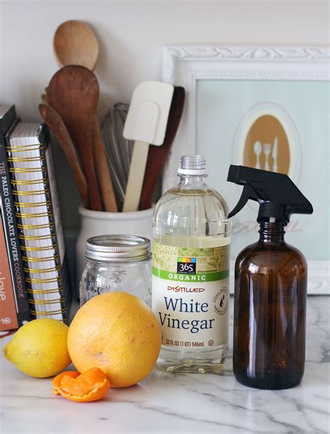 For this kitchen spray, you just need a clean spray bottle, lavender and tea tree oil, and white distilled vinegar. DIY Homemade Nontoxic Counter Spray Cleaner | Homemade ...