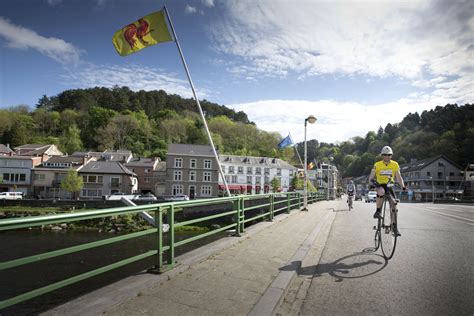 Druk het roadbook met de uitgebreide routebeschrijving af. Luik - Bastenaken - Luik op hoge bi | Fiets.nl - Race en ...