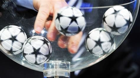 Lista de jogos e resultados oficiais da uefa champions league. Real no pote 1, Barça no 2, time 'mais odiado' no 4 e ...