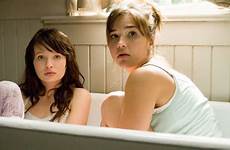 uninvited emily browning kebbel arielle sisters two movies 2009 left tale sisterhood spookiness cinema times