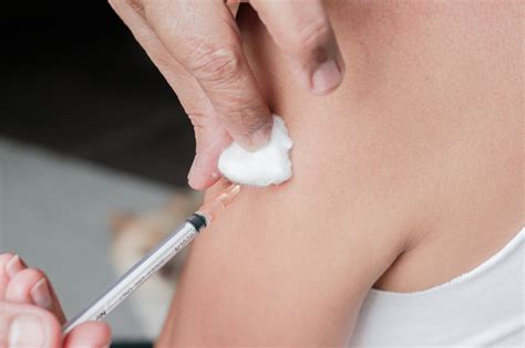 What Should You Do If You Get a Needle Stick Injury at Work ...